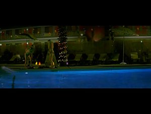 Amber Heard & Amanda Seyfried in Alpha Dog (2006) 20