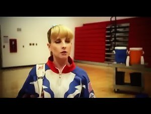Big-Tit Celebrity Melissa Rauch gets into a Raunchy Fuckfest in Bronze 2