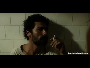 Clara Choveaux in Elon Nao Acredita na Morte (2016) 11