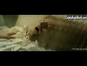 Yuliya Snigir in Krovavaya Barinya (series) (2018) 13