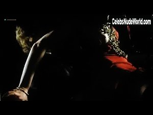 Esther Moser , Karine Gambier , Marianne Graf , Pamela Stanford in Die teuflischen Schwestern (1977) 1