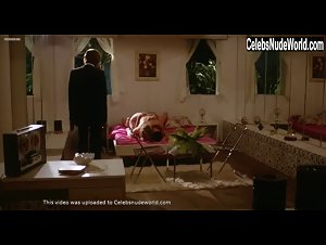 Lina Romay , Muriel Montosse in Frauen ohne Unschuld (1978) 19