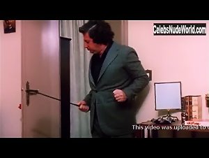 Assunta Piersanti , Gloria Guida , Helene Chauvin in La liceale nella classe dei ripetenti (1978) 14
