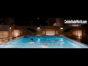 Dora Madison , Isabel Lucas , Rachael Taylor in Loft (2014) 10
