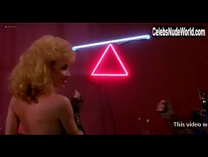 Angel Tompkins , Christina Whitaker in Cage (1986) 4