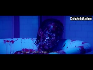 Abbey Lee , Bella Heathcote , Cody Renee Cameron , Jena Malone Nude , boobs In Neon Demon (2016)