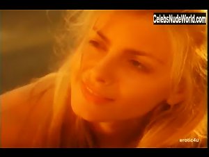 Anfisa Nejinskaya , Larisa Tipikina , Marina Malchevskaya , Yuliya Blokhina in Red Shoe Diaries (1992) 19