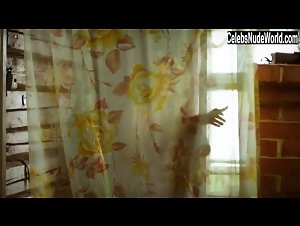 Aleksandra Florinskaya in Babij bunt, ili Vojna v Novoselkovo (2015) 5