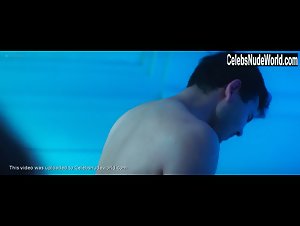 Valerie Bentson in Future Sex (series) (2018) 20
