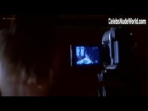 Jenna Lewis nude, Bathtub scene in Scorned (2005) 3