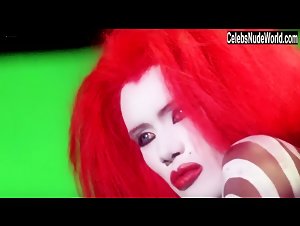 Grace Jones underware, hot scene  in Vamp (1986) 6