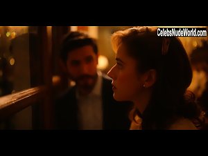 Tessa Ia Hot , Outdoor in Narcos: Mexico (series) (2018) 2