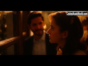 Tessa Ia Hot , Outdoor in Narcos: Mexico (series) (2018) 5