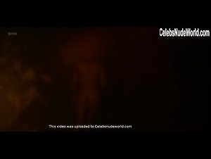 Tessa Ia Kissing , Couple in Narcos: Mexico (series) (2018) 7