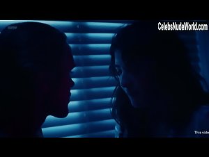Tess Granfield in Hala (short) (2016)