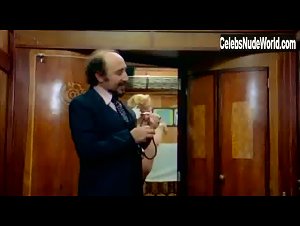Anna Maria Rizzoli in La compagna di viaggio (1980) 7
