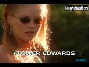 Tracy Ryan in Girl for Girl (2000) 12