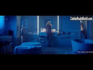 Charlize Theron in Atomic Blonde (2017) 6