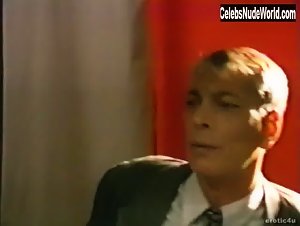 Bo Zena Lingerie , boobs in Click: Secrets Revealed (1997) 6