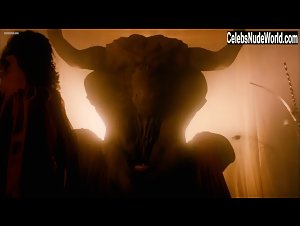Shiva Gholamianzadeh in Minotaur (2006) 4