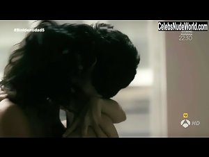 Silvia Alonso in Sin identidad (series) (2014) 9