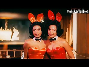 Shara Connolly in American Playboy: The Hugh Hefner Story (series) (2017) 5