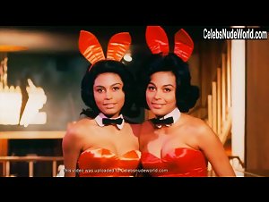 Shara Connolly in American Playboy: The Hugh Hefner Story (series) (2017) 6