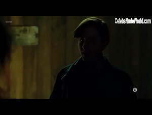 Selma El Mouissi in Simon Werner a disparu... (2010) 20
