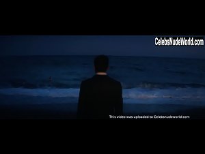 Sara Velazquez in Canibal (2013) 17