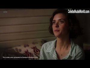 Sara Serraiocco Couple , Brunette in Counterpart (series) (2017) 20
