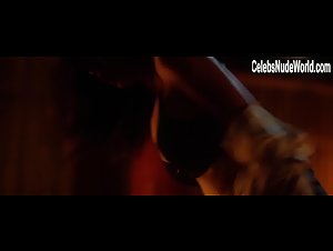 Sara Malakul Lane in Kickboxer: Vengeance (2016) 12