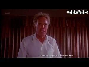 Rose McVeigh in Porky's Revenge (1985) 4