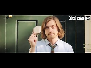 Romy Lauwers boobs , Explicit in Het leven is vurrukkulluk (2018) 2