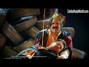 Rikke Leigh in Toast of London (series) (2012) 17