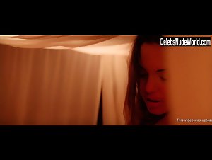 Angelina Jolie Bathtub , Tits in Cyborg 2 (1993) 18