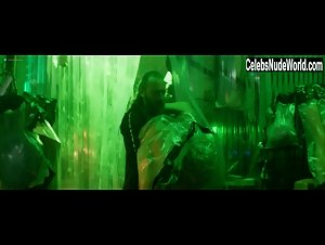 Raluca Porumbacu in Future Sex (series) (2018) 13