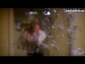 Mary Beth Rubens in Prom Night (1980) 6