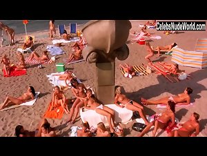Edita Deveroux in EuroTrip (2004) 5