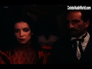 Pemi Zouni nude , boobs scene  in Apousies (1987)