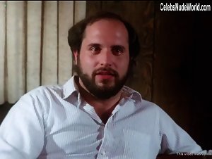 Angela Davies in Psychos in Love (1987) 16