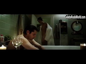 Norah Lehembre in L'affaire SK1 (2014) 18