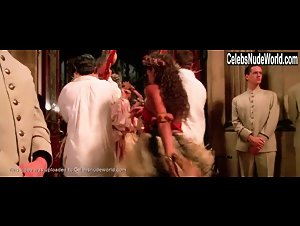 Nitzi Arellano in Original Sin (2001) 20