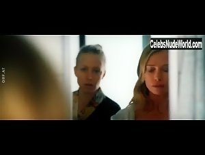 Nadeshda Brennicke in Anna Fucking Molnar (2017) 12