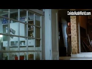 Nina Ivanisin in Neka ostane medju nama (2010) 1