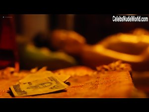 Jesi Le Rae in Here and Now (series) (2018) 18