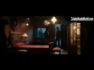 Nesrin Cavadzade in El desentierro (2018) 3