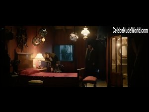 Nesrin Cavadzade in El desentierro (2018) 5