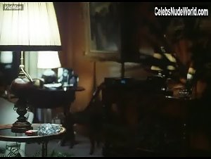 Myriem Roussel Bathtub , Explicit in 'Je vous salue, Marie' (1985) 11