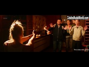 Mona Walravens in Gangsterdam (2017) 12