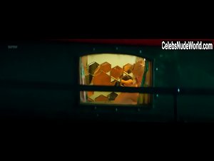 Mona Walravens in Gangsterdam (2017) 2